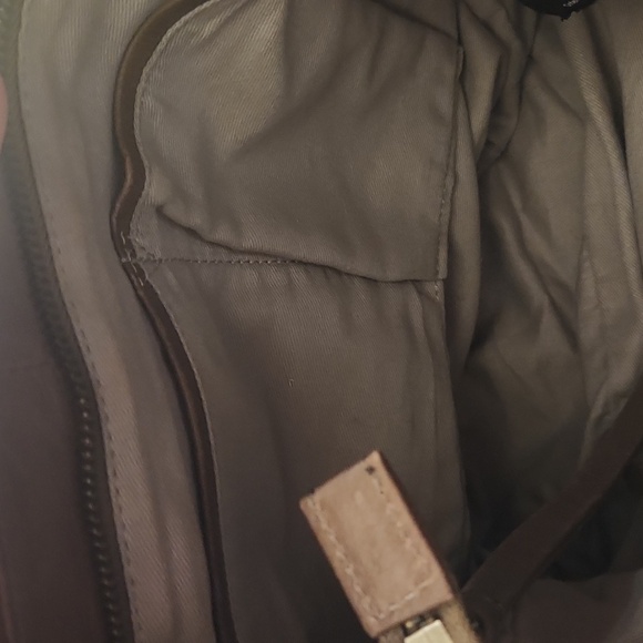 Day & Mood Greta Woven Genuine Leather Shoulder Purse Convertible Backpack Bag - Picture 7 of 15